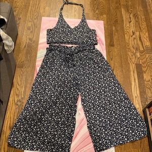 American Eagle two piece matching set